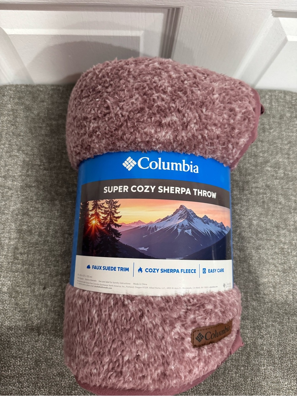 Columbia Super Cozy Sherpa Throw - Dusty Rose